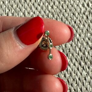 Logan Hollowell • Ursa Major 3 Emerald Split Stud